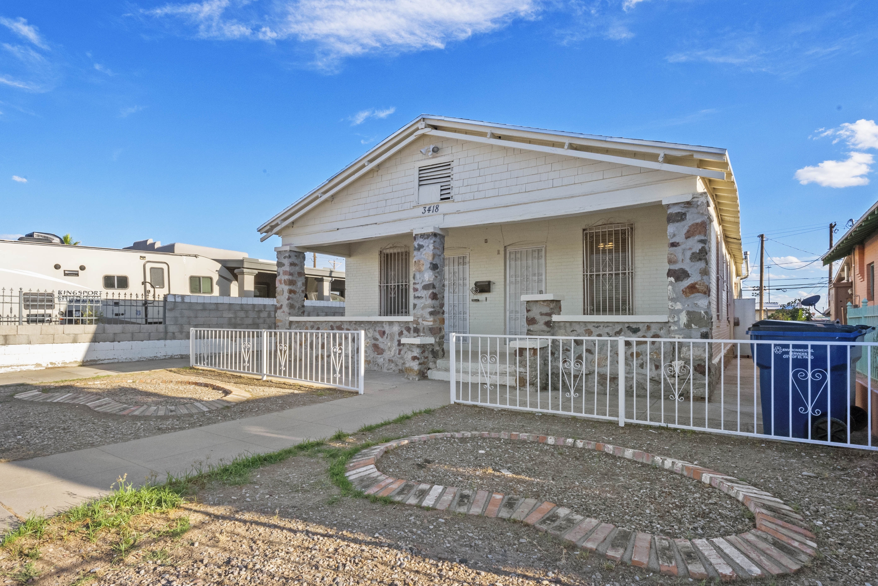3418 Yandell Drive